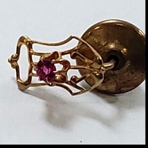 Art Deco 10 k Filagree Ruby tie tack or stick pin